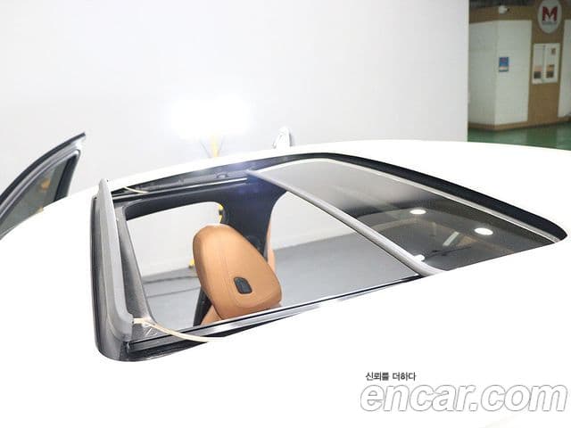 BMW 3 Series 2023 — фото 13 из 20