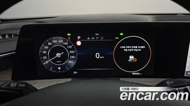 Kia K8 2021 — ფოტო 8/20