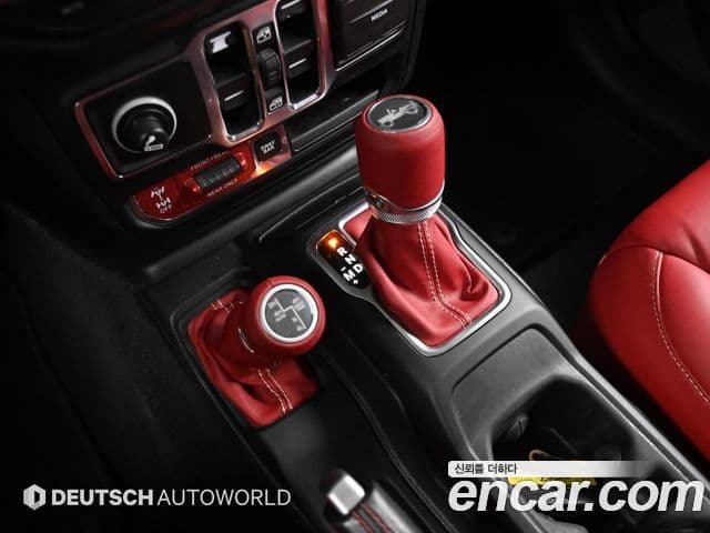 Jeep Wrangler 2020 — Photo 20/20