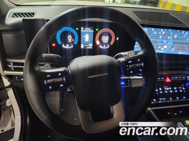 Hyundai Santa Fe 2023 — Şəkil 12/19