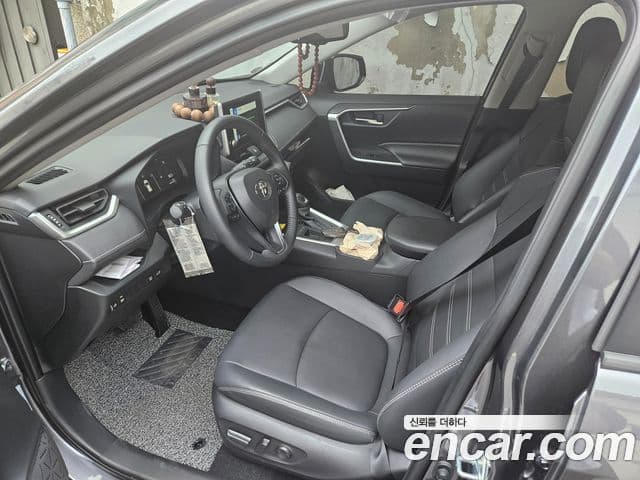 Toyota RAV4 2025 — ფოტო 3/7