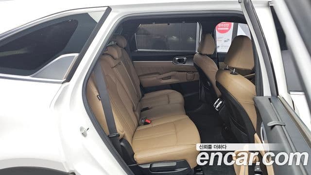 Kia Sorento 2023 — фото 11 из 20