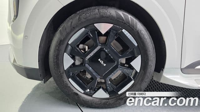 Kia Carnival 2024 — Şəkil 4/20