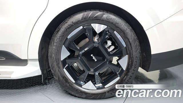 Kia Carnival 2024 — Photo 20/36