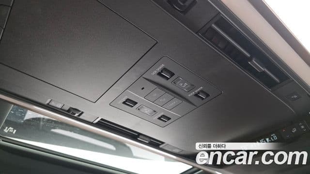 Toyota Alphard 2025 — Şəkil 2/36
