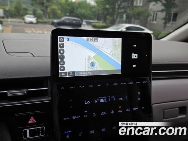 Hyundai Staria 2022 — ფოტო 10/19