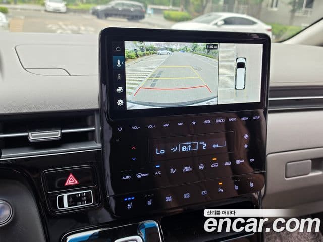 Hyundai Staria 2022 — ფოტო 6/19