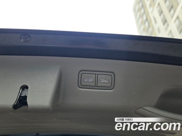 Hyundai Staria 2022 — ფოტო 19/19