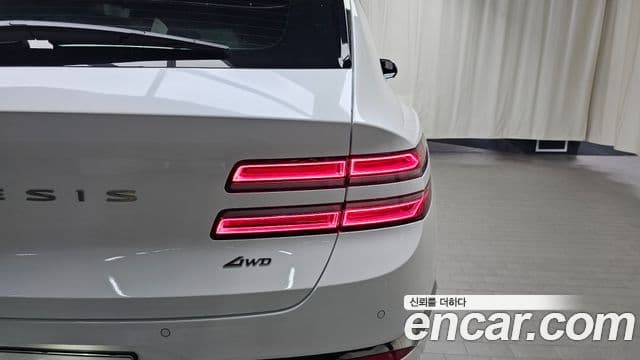 Genesis GV80 2024 — ფოტო 22/33
