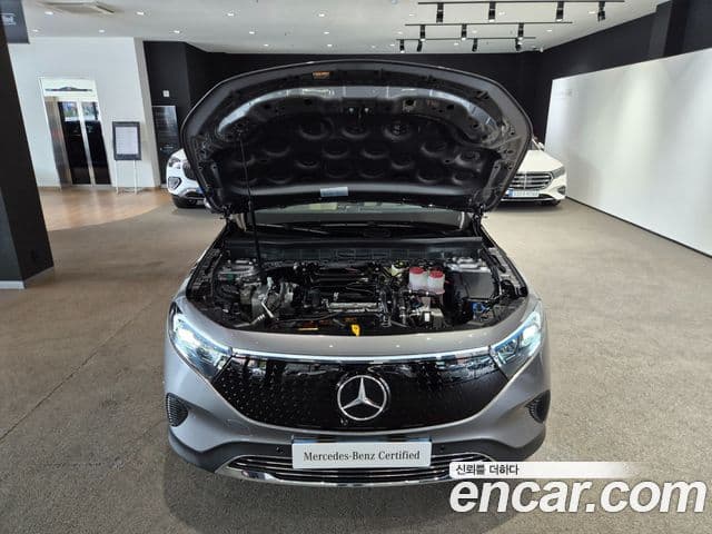 Mercedes-Benz EQB 2026 — ფოტო 19/20