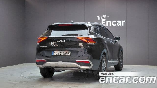 Kia Sportage 2022 — ფოტო 4/20