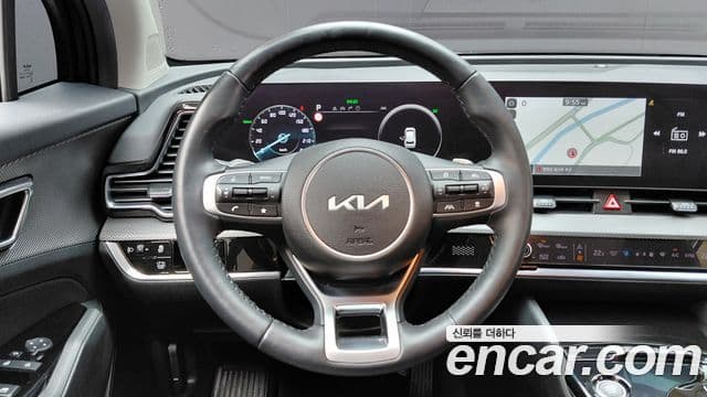 Kia Sportage 2022 — ფოტო 13/20