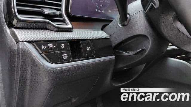 Kia Sportage 2022 — ფოტო 16/20