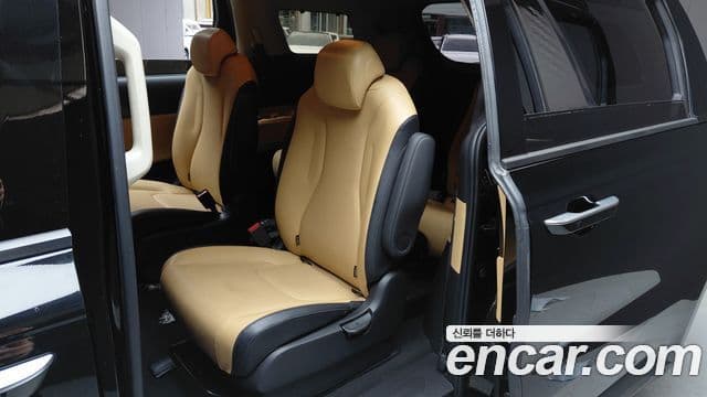 Kia Carnival 2022 — Şəkil 11/20