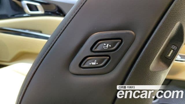 Kia Carnival 2022 — Şəkil 16/20