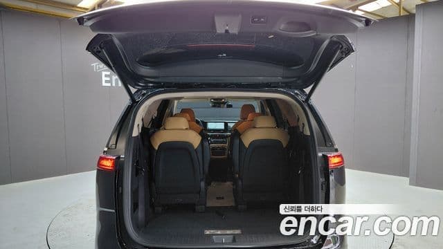 Kia Carnival 2022 — Şəkil 19/20