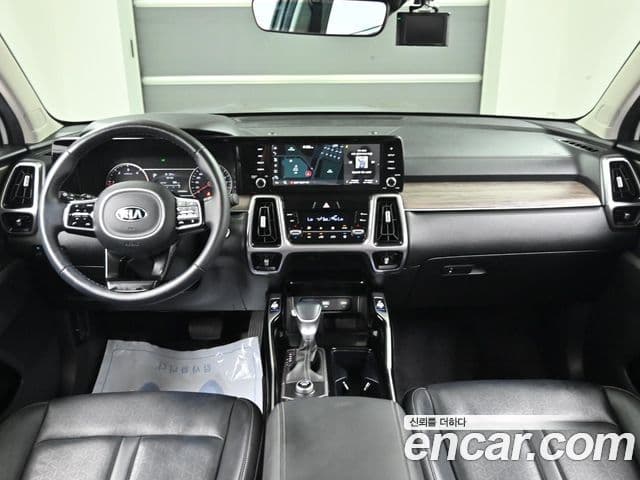 Kia Sorento 2021 — Фото 10/20