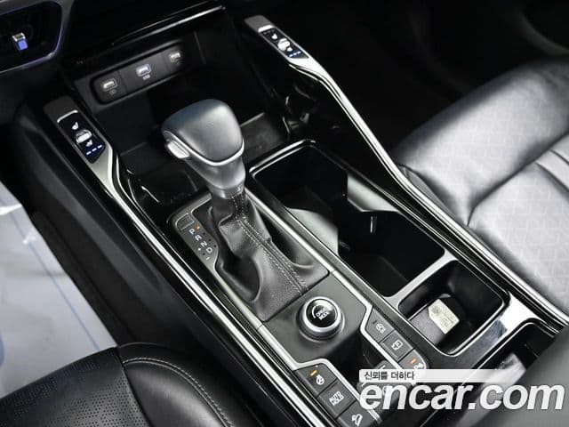 Kia Sorento 2021 — Фото 7/20