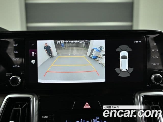 Kia Sorento 2021 — Фото 15/20