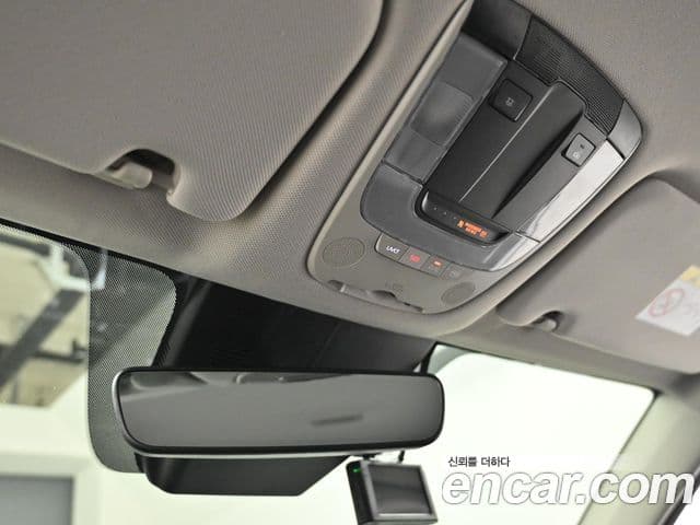 Kia Sorento 2021 — Фото 18/20