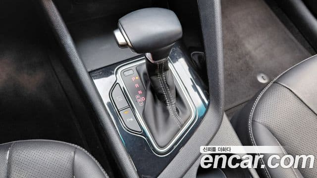 Kia Niro 2021 — ფოტო 9/20