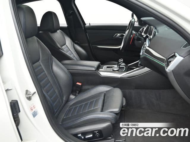 BMW 3 Series 2020 — ფოტო 9/20