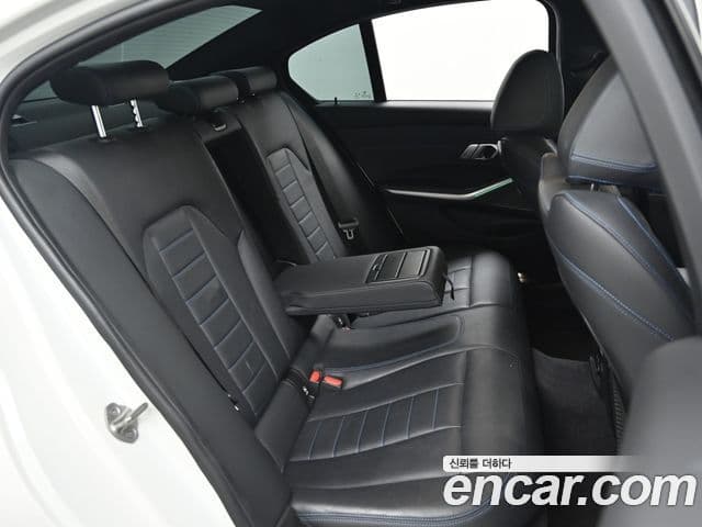BMW 3 Series 2020 — ფოტო 11/20