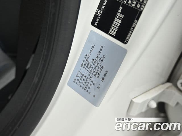 BMW 3 Series 2020 — ფოტო 19/20