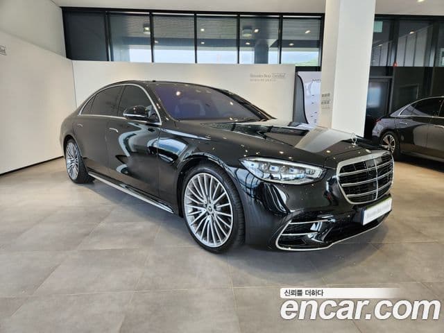 Mercedes-Benz S-Class 2025 — Фото 1/20