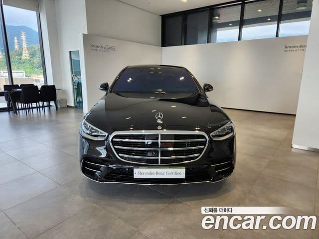 Mercedes-Benz S-Class 2025 — Фото 5/20