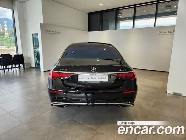 Mercedes-Benz S-Class 2025 — Фото 6/20