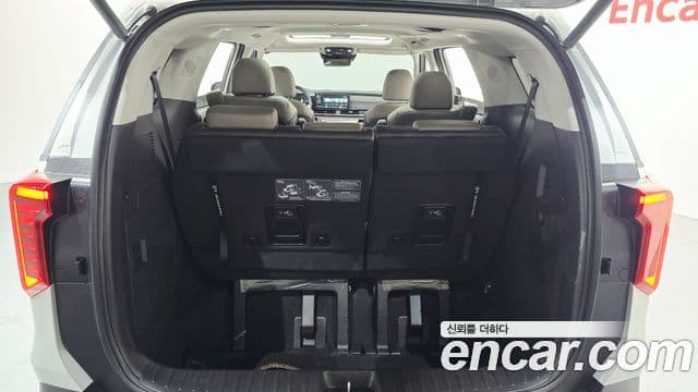 Kia Carnival 2026 — ფოტო 18/20