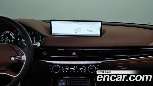 Genesis Electrified G80 2023 — фото 12 из 20