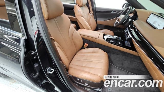 Genesis Electrified G80 2023 — Şəkil 19/20