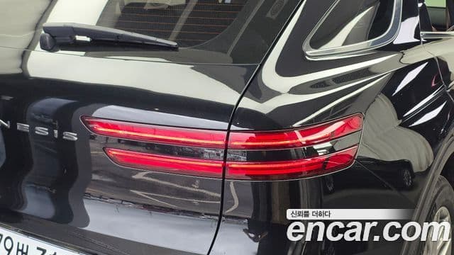 Genesis GV70 2022 — Photo 32/32