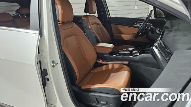 Kia Sportage 2023 — Фото 11/20