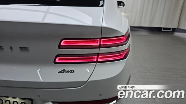Genesis GV80 2023 — Şəkil 25/35