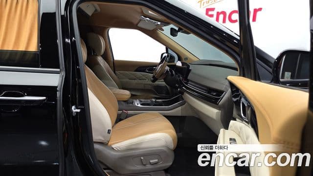 Kia Carnival 2024 — ფოტო 12/20