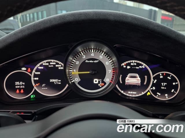 Porsche Cayenne 2022 — Şəkil 7/20