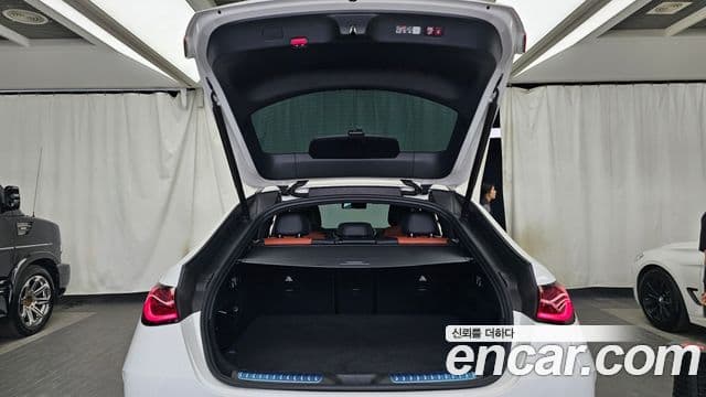 Mercedes-Benz GLC-Class 2024 — Фото 19/20