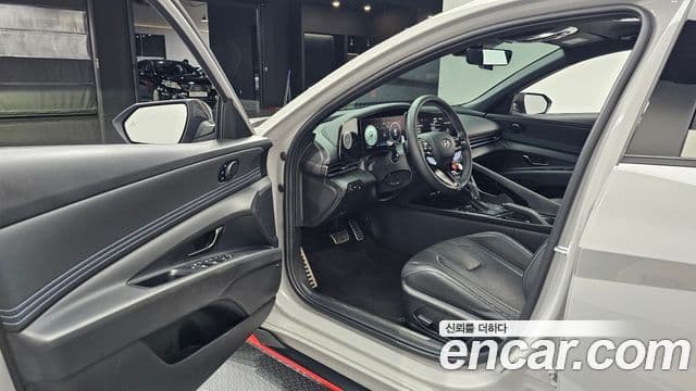 Hyundai Avante 2022 — ფოტო 10/20
