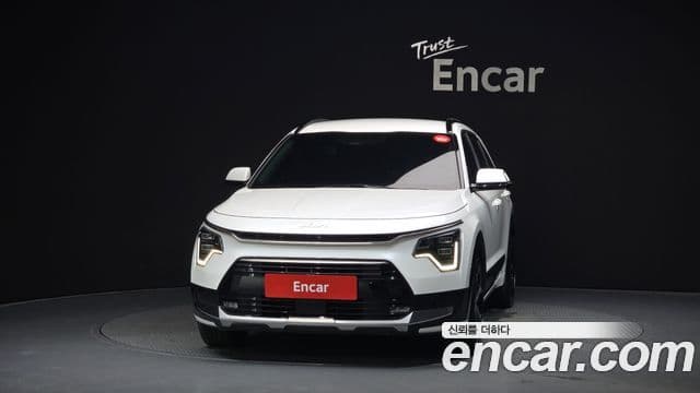 Kia Niro 2022 — ფოტო 3/20