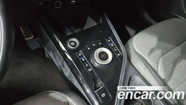 Kia Niro 2022 — ფოტო 9/20