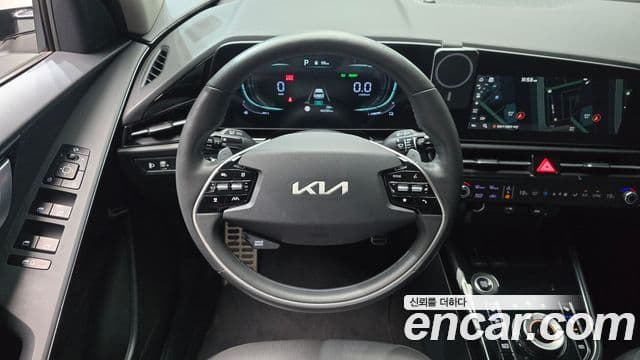 Kia Niro 2022 — ფოტო 12/20