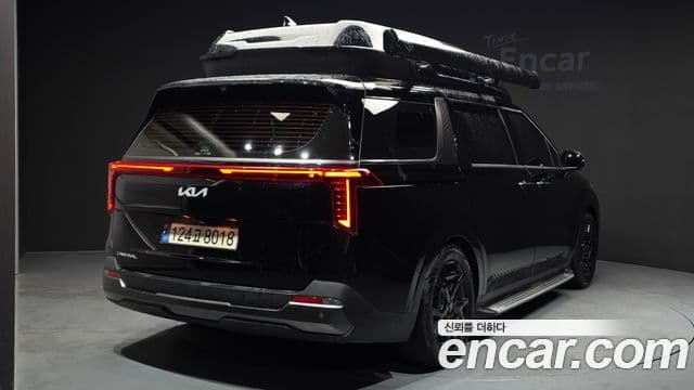 Kia Carnival 2024 — Фото 1/20