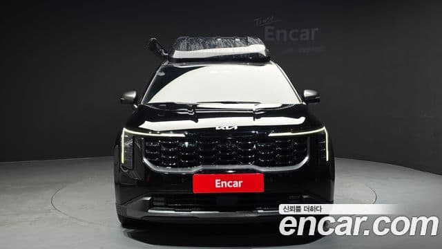 Kia Carnival 2024 — Фото 2/20