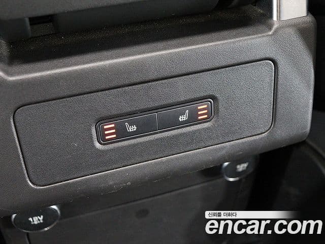 Land Rover Discovery 5 2019 — ფოტო 12/20