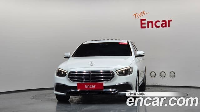 Mercedes-Benz E-Class 2021 — ფოტო 3/20