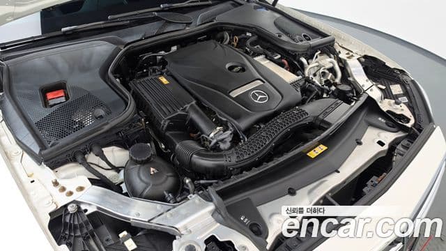 Mercedes-Benz E-Class 2021 — ფოტო 6/20