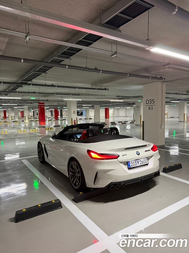 BMW Z4 2025 — Photo 7/17